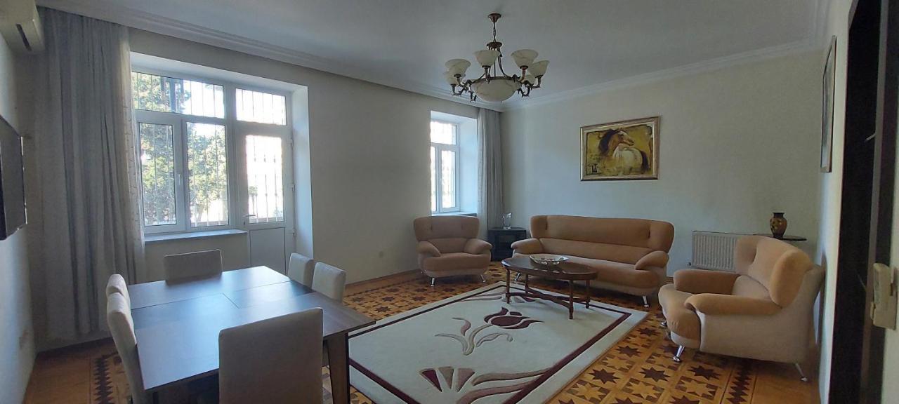 Azneft Royal Suite Apartment Sea View 바쿠 외부 사진